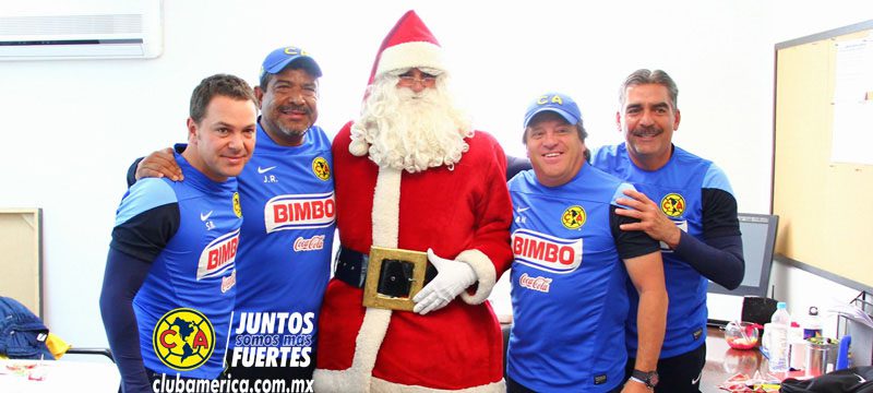 Visita Santa Claus al Club América