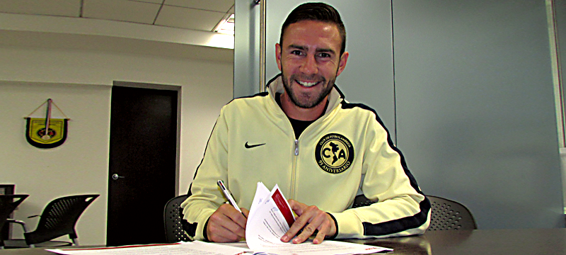 Miguel Layún firma con el Granada Club de Fútbol